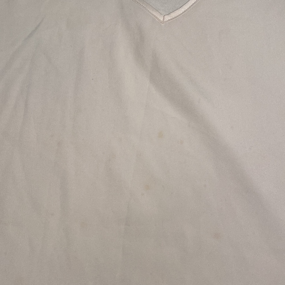 Express v neck top - Picture 2 of 3